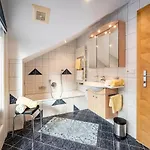 Gaestehaus Wiesengrund & Sporer Värdshus 2*