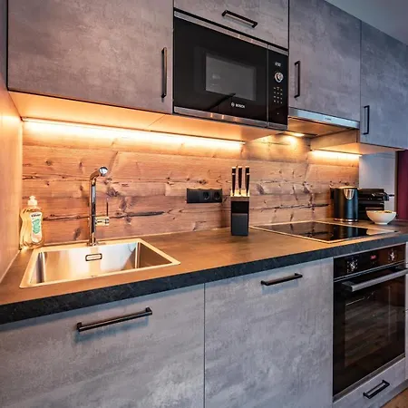 Zajazd Gaestehaus Wiesengrund & Sporer Mayrhofen