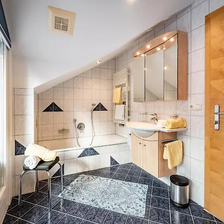 Gaestehaus Wiesengrund & Sporer Zajazd 2*