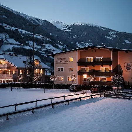 Zajazd Gaestehaus Wiesengrund & Sporer Mayrhofen