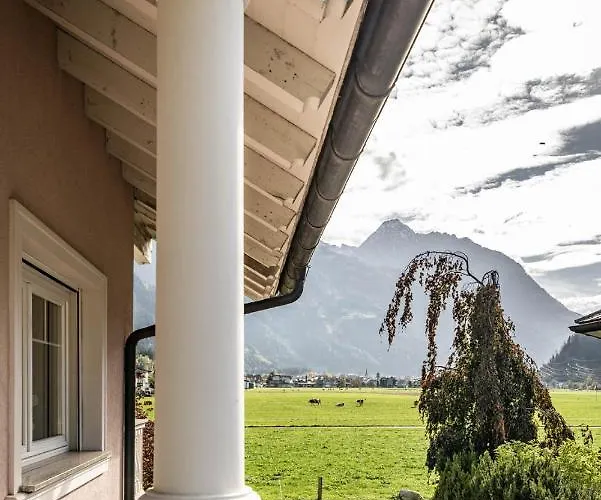 אורחן Gaestehaus Wiesengrund & Sporer 2*