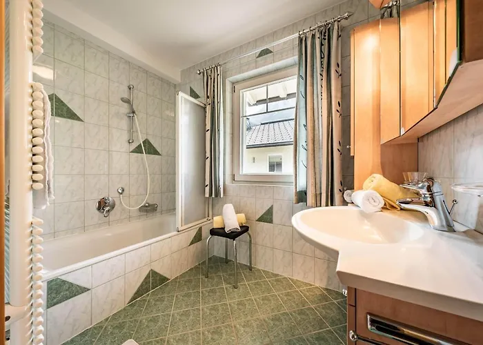 אורחן Gaestehaus Wiesengrund & Sporer מאיירהופן