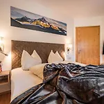 Penzion Gaestehaus Wiesengrund & Sporer Mayrhofen