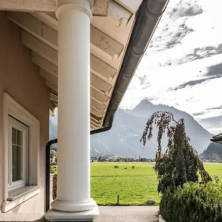 여관 Gaestehaus Wiesengrund & Sporer 2*