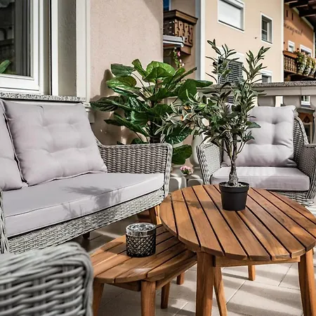 Gaestehaus Wiesengrund & Sporer 여관 2*